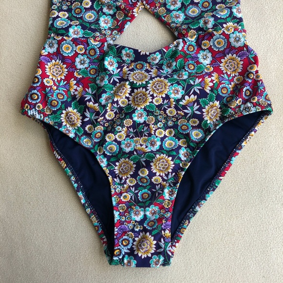 Nanette Lepore Desert Diamond Seductress One Piece - Picture 5 of 10